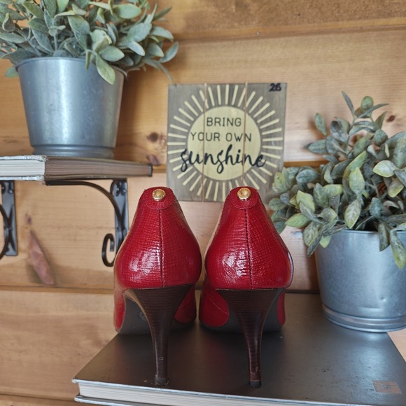 Michael Kors Flex Mid Pump Red Texture Emboss Patent Leather Heels Point Toe 9 M - Picture 6 of 10